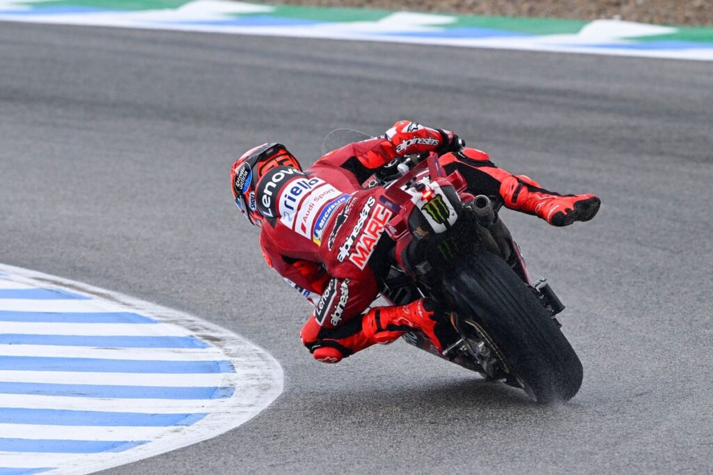 Marquez beats Zarco to pole at wet Jerez
