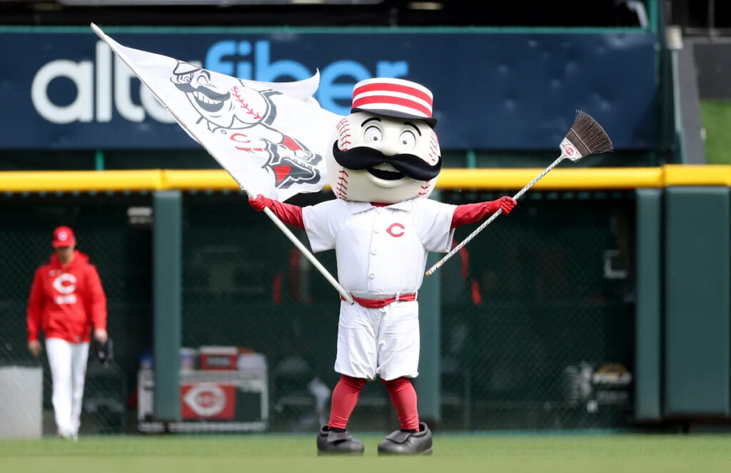 Game 15: Reds vs. Angels (4:10 PM ET) – Williamson vs. Klassen