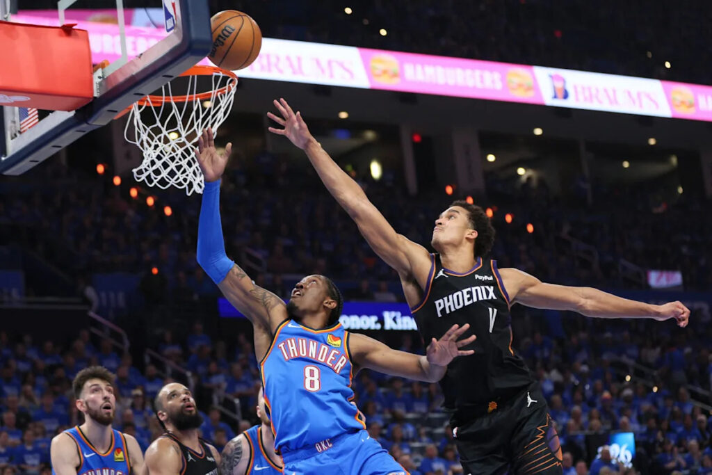 Gilgeous-Alexander scores 25 points as Thunder trounce Suns 119-84 in Game 1