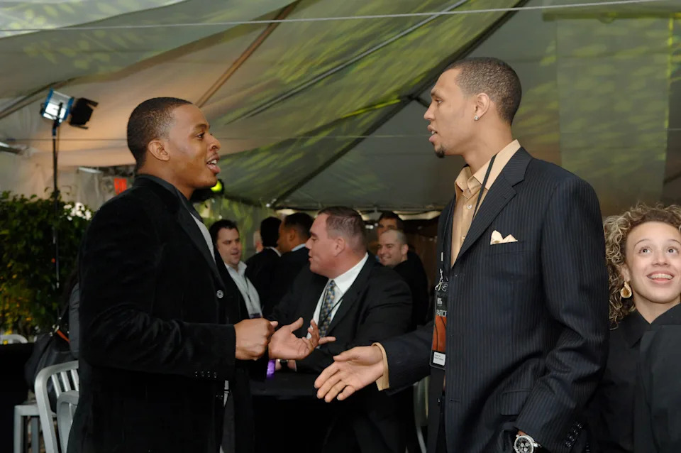 SEACUCUS, NJ – MAY 22: Randy Foye of the Minnesota Timberwolves speaks with Brandon Roy of the Portland Trail Blazers prior to the 2007 NBA Draft Lottery on May 22, 2007 at the NBATV Studios in Secaucus, New Jersey. NOTE TO USER: User expressly acknowledges and agrees that, by downloading and/or using this Photograph, user is consenting to the terms and conditions of the Getty Images License Agreement. Mandatory Copyright Notice: Copyright 2007 NBAE (Photo by Jennifer Pottheiser/NBAE via Getty Images) | NBAE via Getty Images