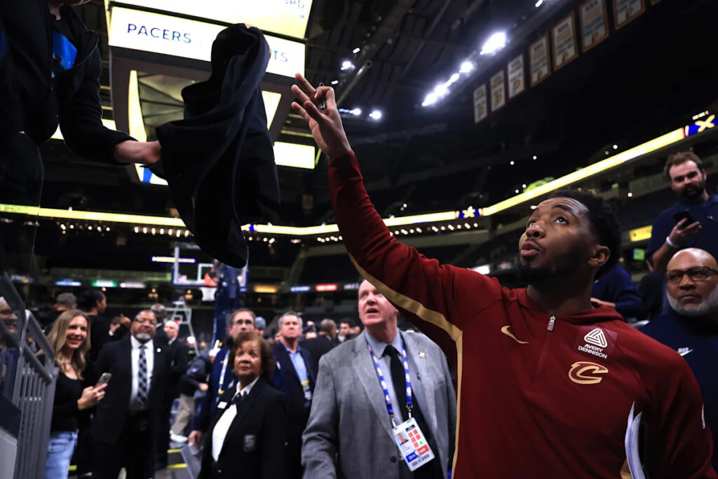 Cavs vs. Pacers open gamethread