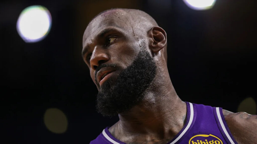 How much trouble are LeBron, Lakers in? Could they blow 3-0 series lead?