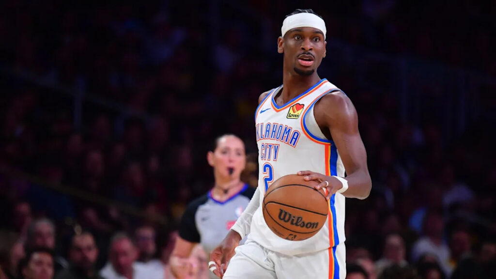 Shai Gilgeous-Alexander runs away with Clutch Player of the Year Award