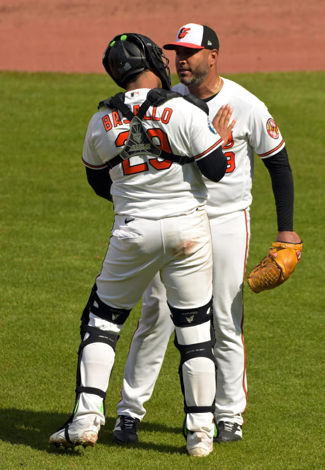 Today’s Orioles news: Suárez returns, Basallo makes history