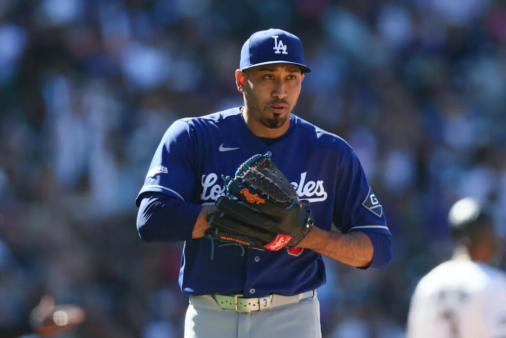 Dodgers closer Edwin Díaz placed on IL with ‘loose bodies’ in right elbow, reportedly out for 3 months