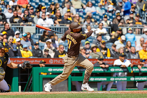 Padres stay rolling, win second consecutive series with all-around game Padres stay rolling, win second consecutive series with all-around game