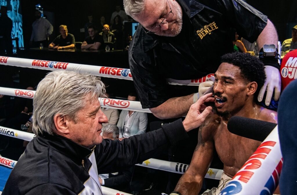 Osleys Iglesias Stops Pavel Silyagin, Claims IBF Title in Montreal