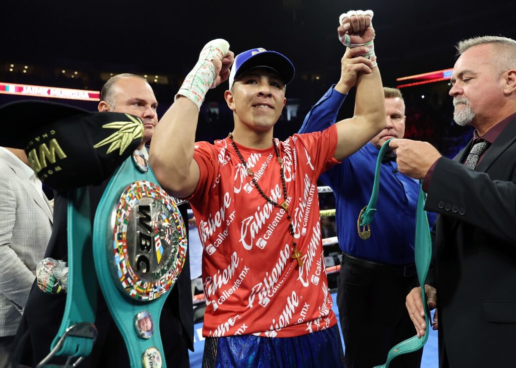 Jaime Munguia Says Middleweight Belt Is On His Mind