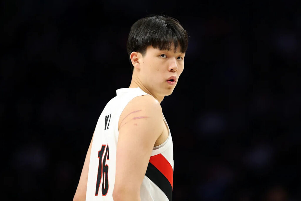 Blazers fined 0K, 2 executives suspended for contact with draft-ineligible player in 2023