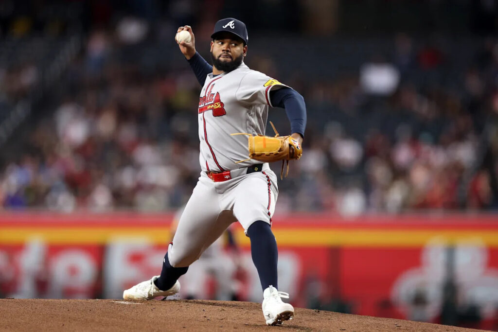 López returns from suspension and ready to face the Marlins in game 2