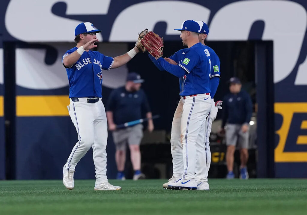 Sunday Bantering: Jays Notes – Yahoo Sports