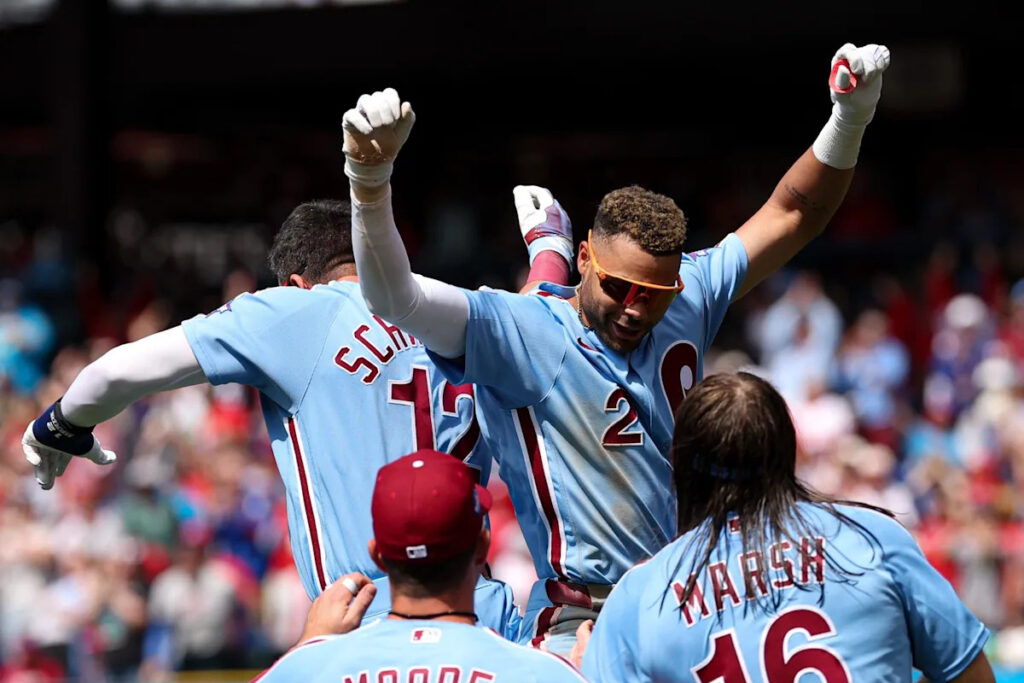 Cardiac Crawford: Phillies 3, Giants 2