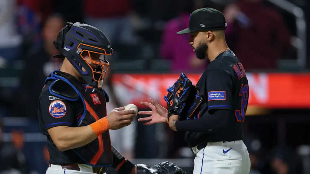 Devin Williams gets the win after the Mets’ bullpen mixup