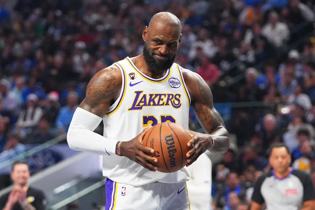 LeBron James sits out with left foot injury for Lakers, who are already without Doncic and Reaves LeBron James sits out with left foot injury for Lakers, who are already without Doncic and Reaves