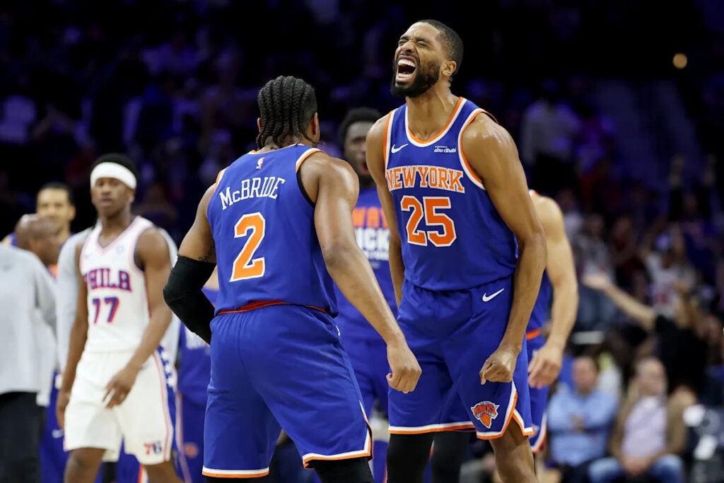 Knicks tie NBA playoff record for first-half 3-pointers as they eye sweep of 76ers