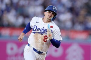 Dodgers ride Kiké Hernández’s emotional comeback and seventh-inning surge to beat Rockies
