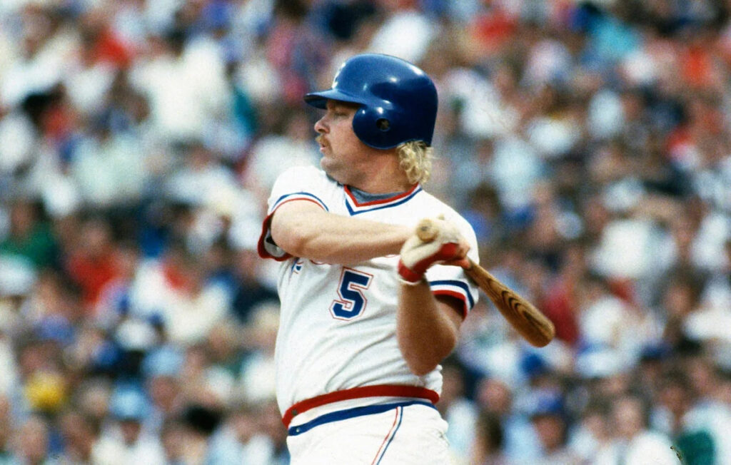 Let’s watch Bob Horner hit four homers in one game for the Bravaes back in 1986