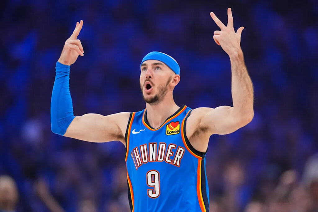 Alex Caruso’s 31-point night gives Thunder a chance in Game 1