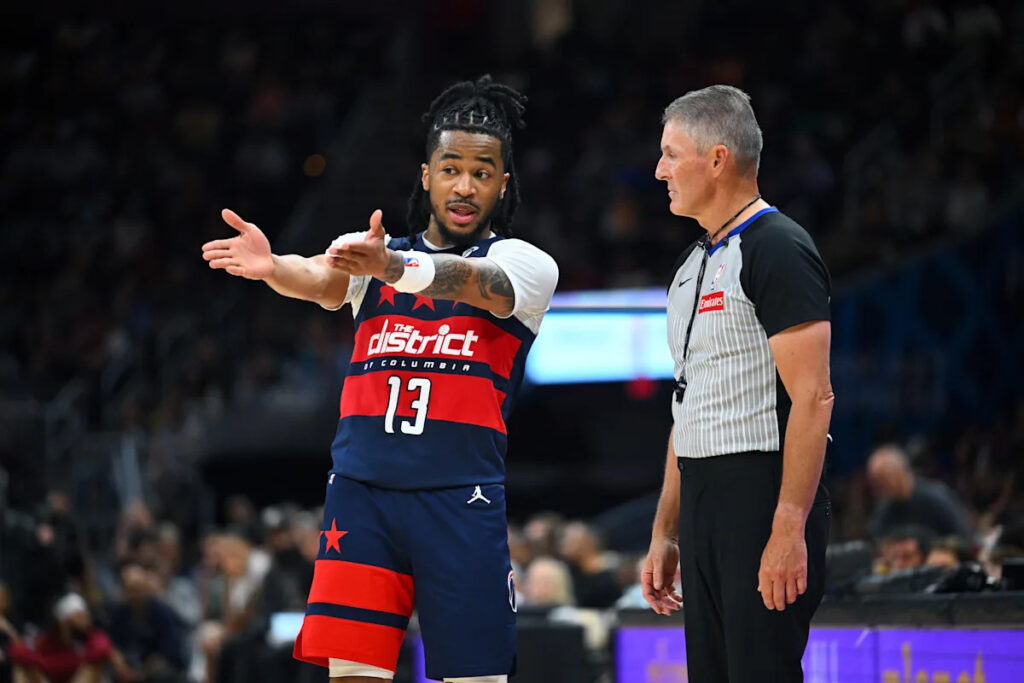 NBPA releases player ratings of officials and no, Scott Foster isn’t in the bottom tier NBPA releases player ratings of officials and no, Scott Foster isn’t in the bottom tier