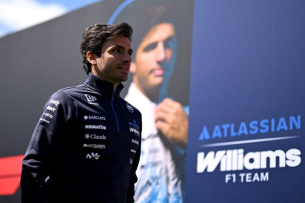 Why Sainz believes F1 and FIA must be “tough” on 2027 changes Why Sainz believes F1 and FIA must be “tough” on 2027 changes