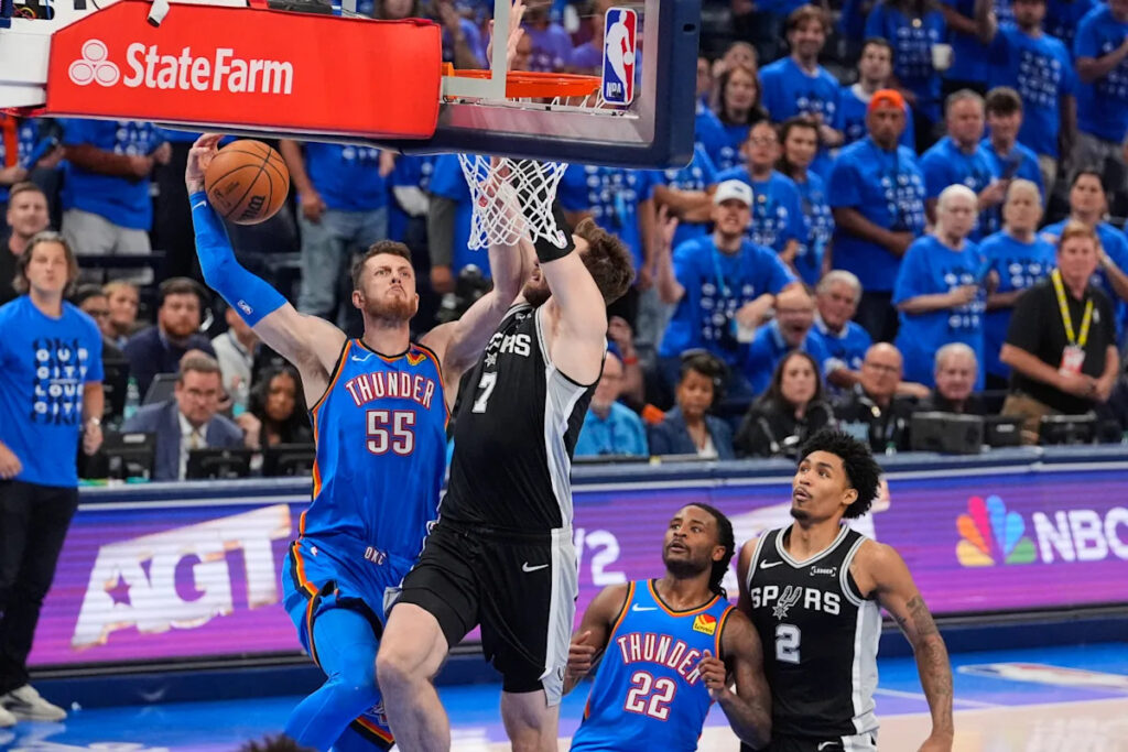 Kornet’s 4th-quarter block on Hartenstein is one that the Spurs will savor for a long time