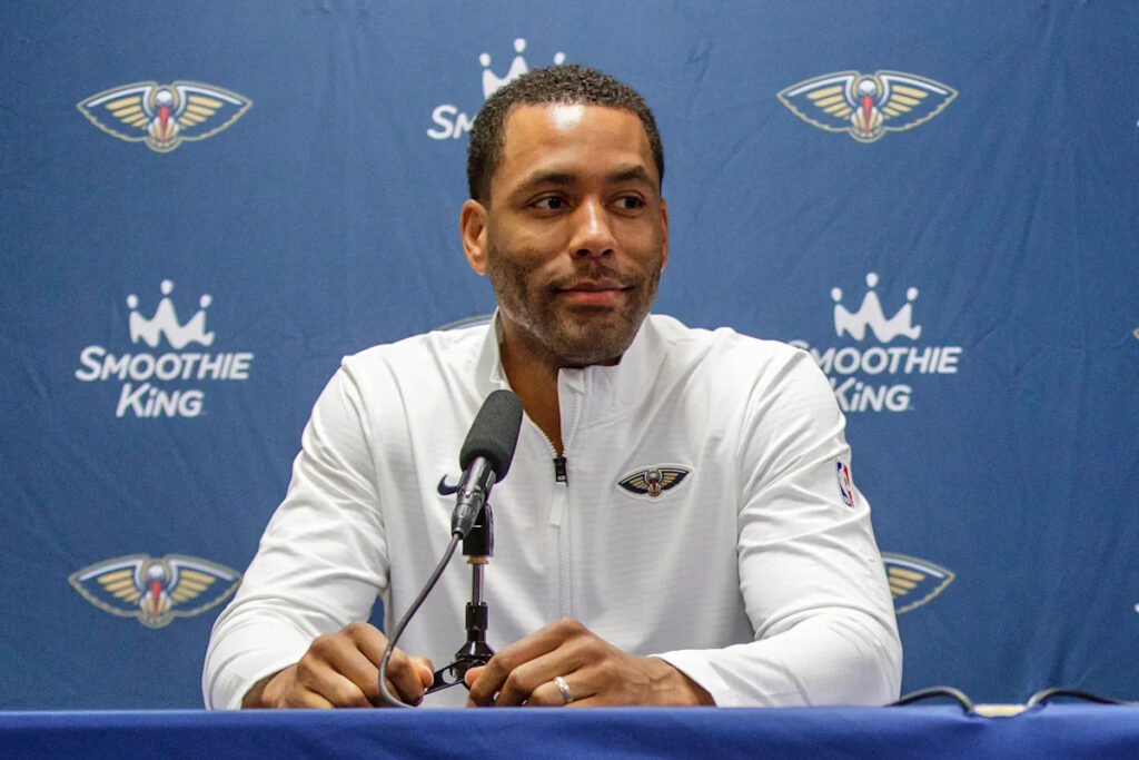Chicago Bulls hire Atlanta Hawks executive Bryson Graham to lead their front office