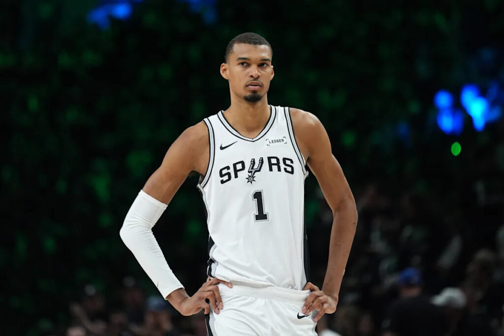 Wemby matches Kareem, Hakeem and Shaq with his superb stat line for Spurs in Game 3 win over Wolves