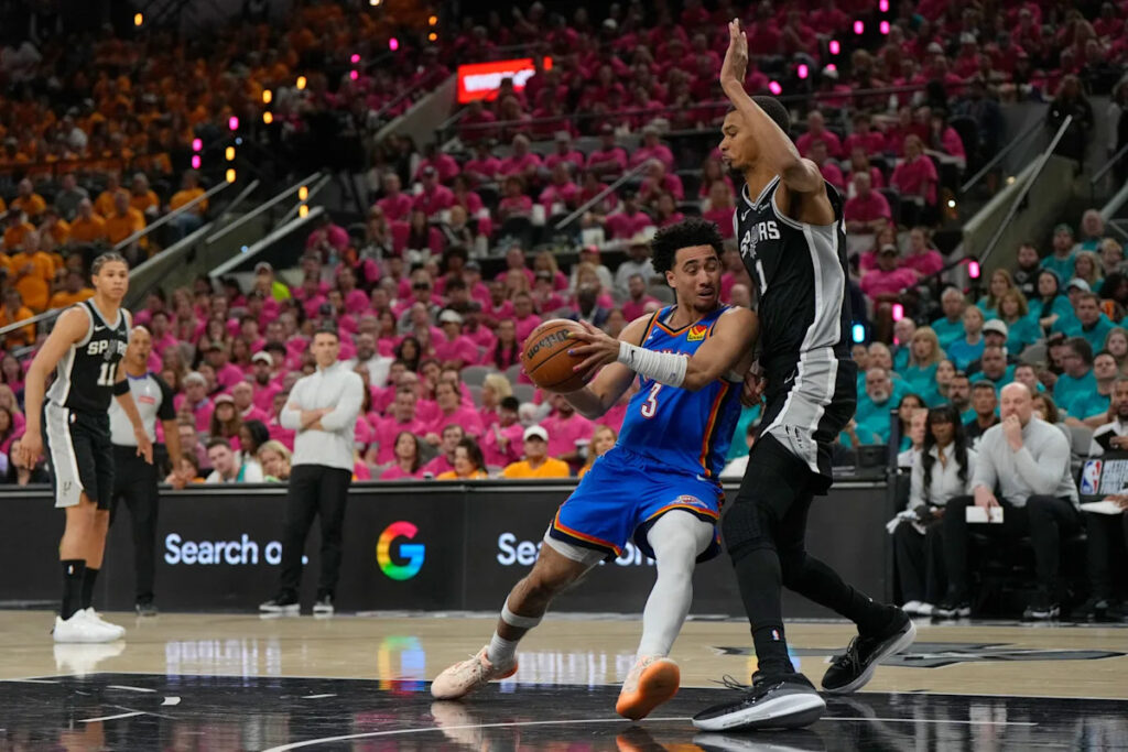 Thunder get 76 points off the bench, the key to a Game 3 win over Spurs in West finals Thunder get 76 points off the bench, the key to a Game 3 win over Spurs in West finals