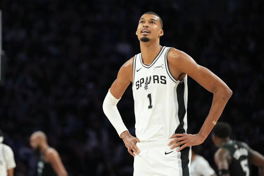 Spurs’ Victor Wembanyama ejected in Game 4 for elbowing Naz Reid in the face