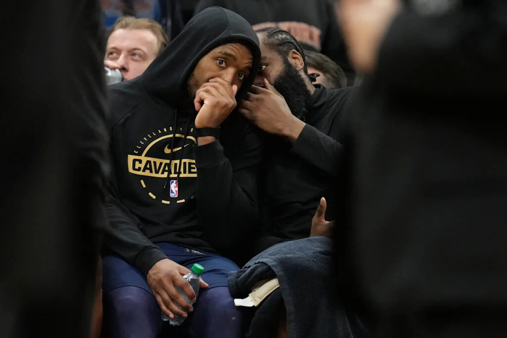 Cavs offseason outlook: Cleveland has some serious questions to address Cavs offseason outlook: Cleveland has some serious questions to address