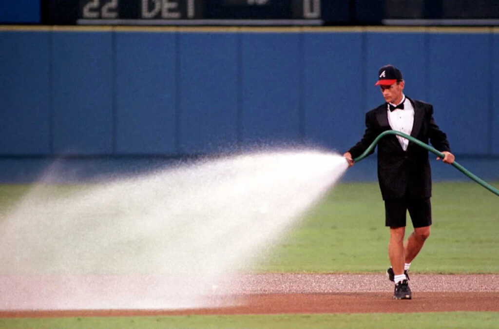 Atlanta Braves announce retirement of Ed Mangan