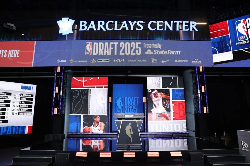 NBA insider says Suns will look to acquire a first round pick NBA insider says Suns will look to acquire a first round pick