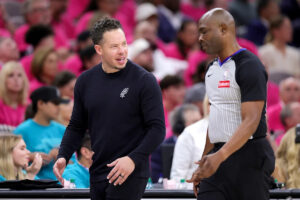 Spurs coach Mitch Johnson called for a technical after arguing over missed challenge attempt in Game 5 loss to Thunder Spurs coach Mitch Johnson called for a technical after arguing over missed challenge attempt in Game 5 loss to Thunder