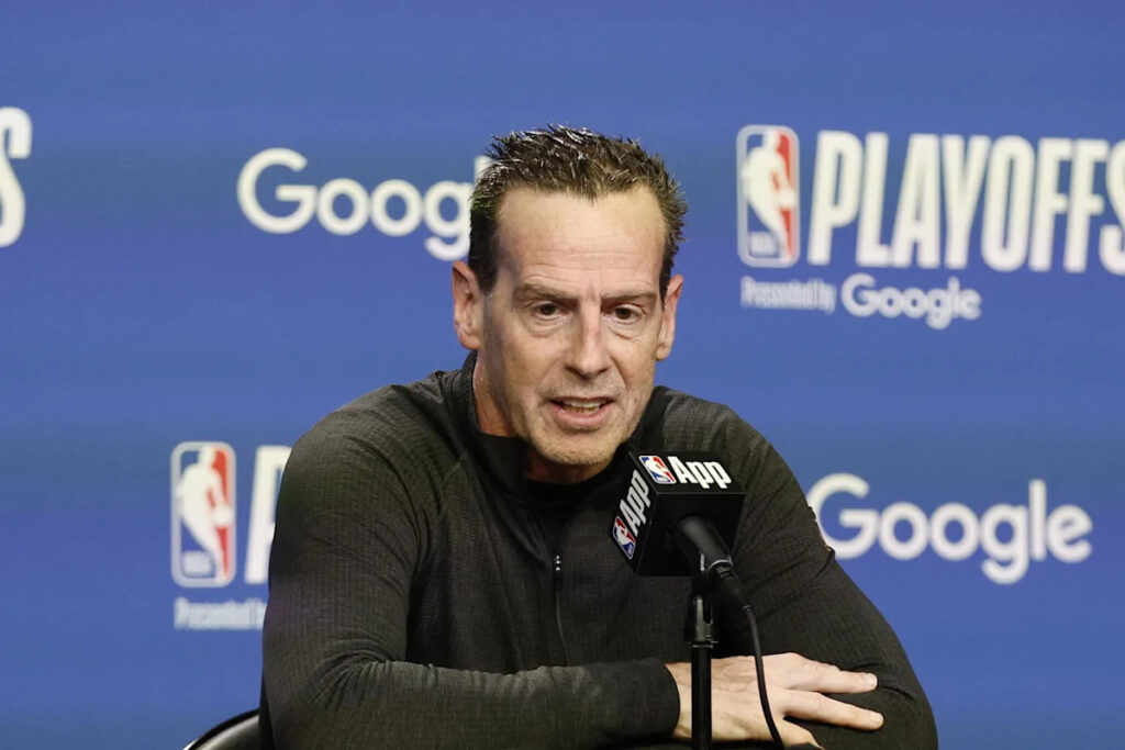 Kenny Atkinson is right about the analytics, but now isn’t the time to say it Kenny Atkinson is right about the analytics, but now isn’t the time to say it