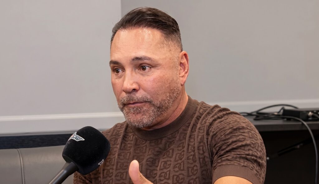 Oscar De La Hoya Urges Dana White To Call For Garcia-Benn Talks