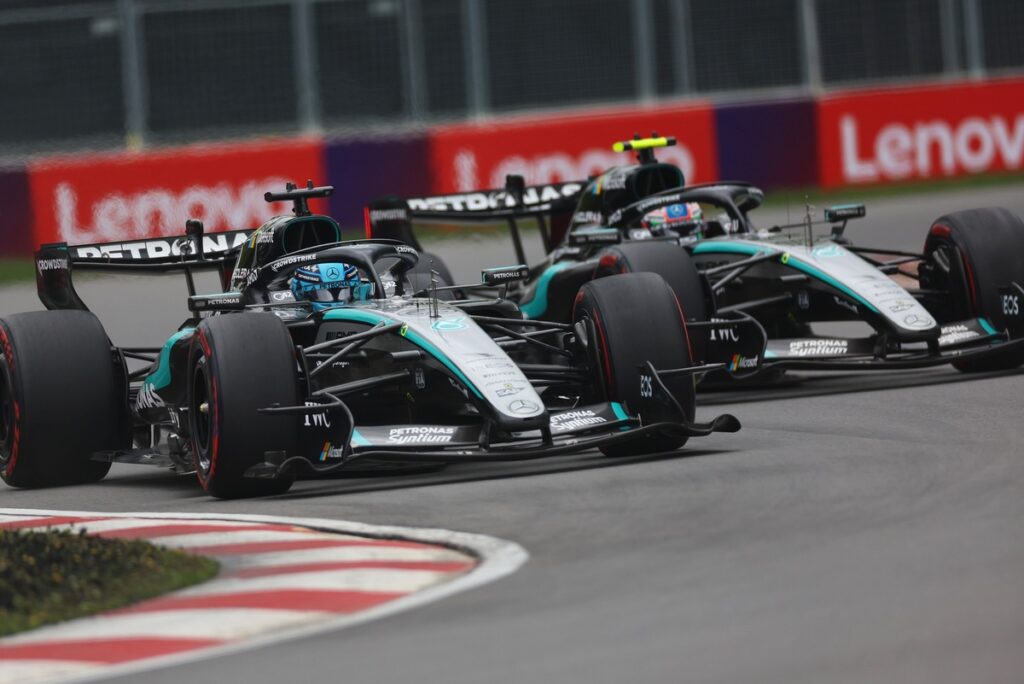 Russell suffers dramatic exit from F1 Canada GP