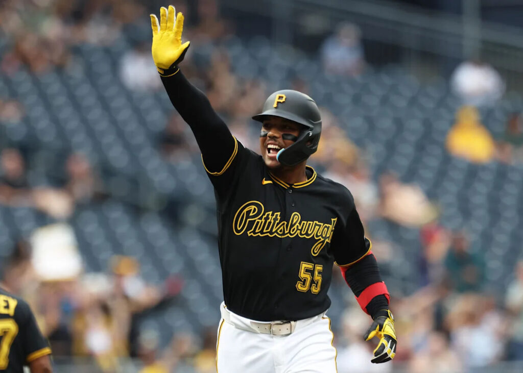Esmerlyn Valdez off to a promising start for Pirates