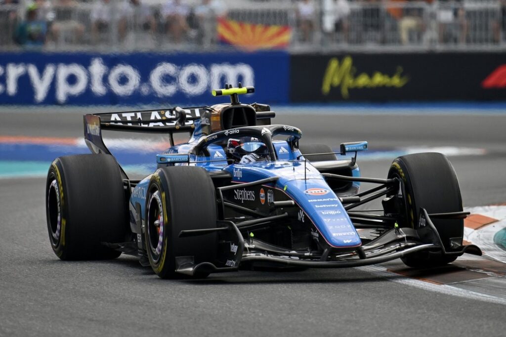 Williams signs key leaders from McLaren, Mercedes, Alpine Williams signs key leaders from McLaren, Mercedes, Alpine