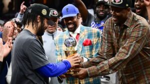 Knicks legends Clyde Frazier, John Starks react to ‘special moment’ after New York reaches NBA Finals Knicks legends Clyde Frazier, John Starks react to ‘special moment’ after New York reaches NBA Finals