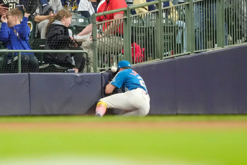 Brandon Lockridge injury update: Brewers OF carted off after crash into wall