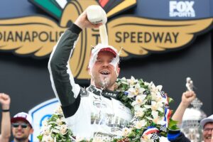Rosenqvist wins 2026 Indy 500 in closest-ever finish