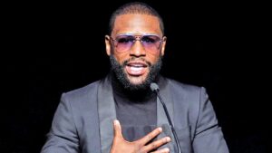 IRS Moves to Revoke Floyd Mayweather Passport Over .25M Debt