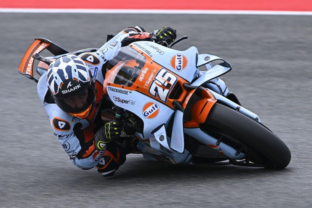Fernandez scores maiden sprint win in Aprilia 1-2 Fernandez scores maiden sprint win in Aprilia 1-2