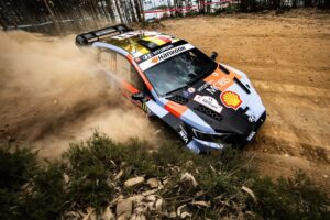Neuville gives Hyundai first win of 2026