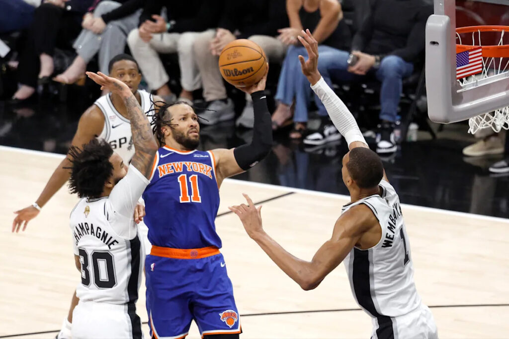 Jalen Brunson hasn’t hit his best level for Knicks in NBA Finals — yet Jalen Brunson hasn’t hit his best level for Knicks in NBA Finals — yet