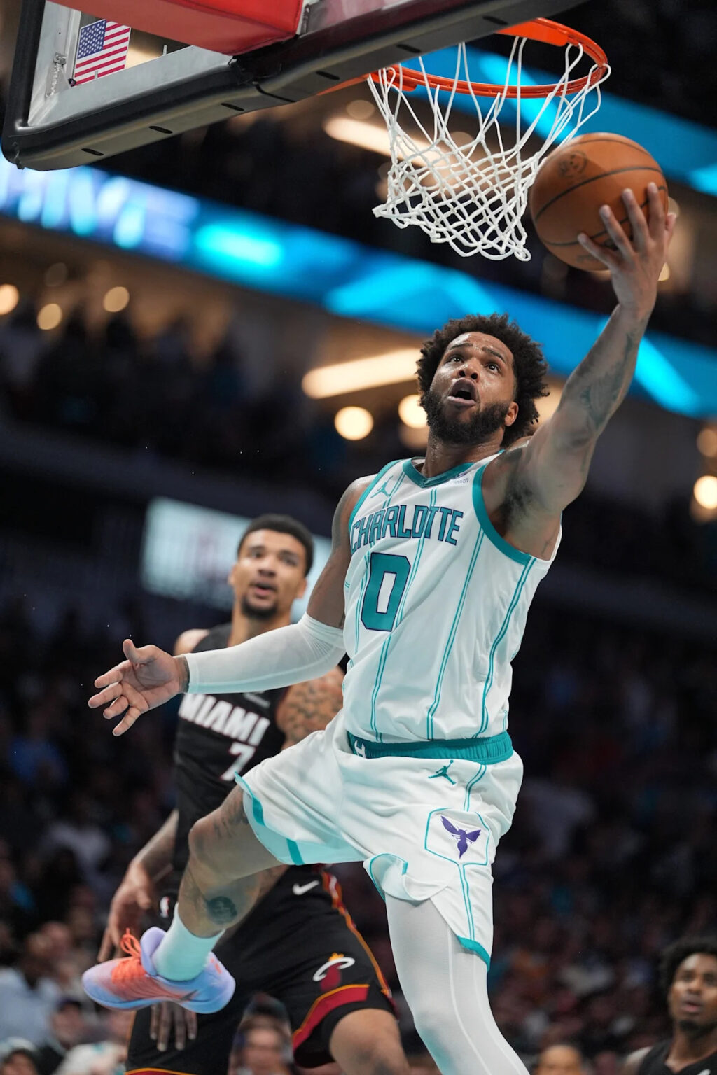 Hornets trade Miles Bridges to Suns for Grayson Allen, Royce O’Neale