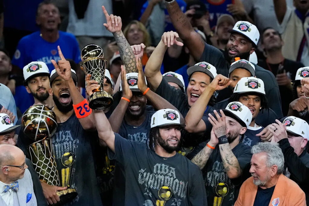 Knicks’ NBA title-clinching victory over Spurs averages 24.5 million viewers Knicks’ NBA title-clinching victory over Spurs averages 24.5 million viewers