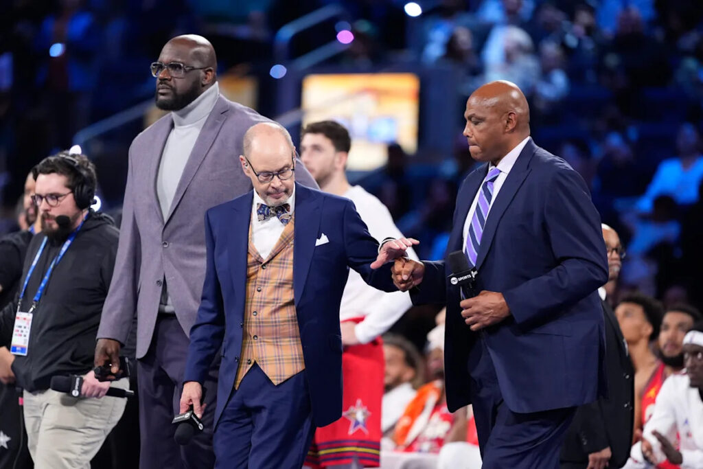 `Inside the NBA’ making the most of its 1st appearance in the finals `Inside the NBA’ making the most of its 1st appearance in the finals