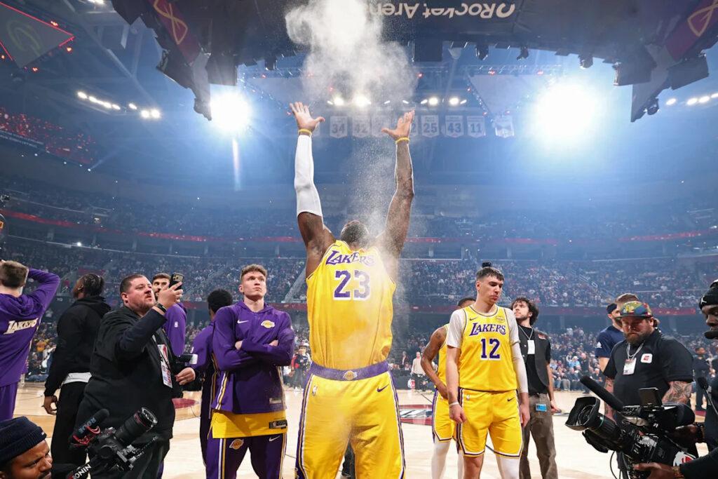 Making sense of the latest LeBron James rumors and what they mean for the Cavs