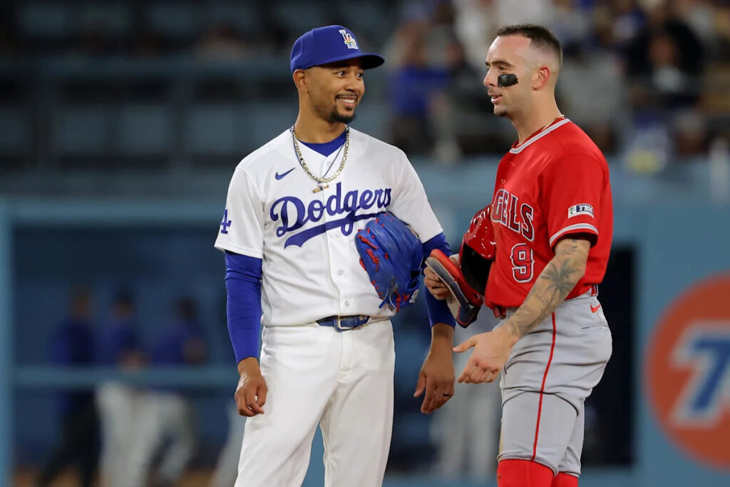 Dodgers vs. Angels game chat Dodgers vs. Angels game chat